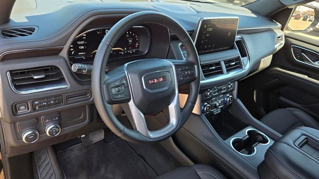 Used 2024 GMC Yukon SLE w/ Gmc Pro Safety Plus Package RWD image 9