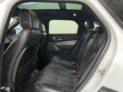 Used 2019 Land Rover Range Rover Velar R-Dynamic SE AWD/4WD image 30