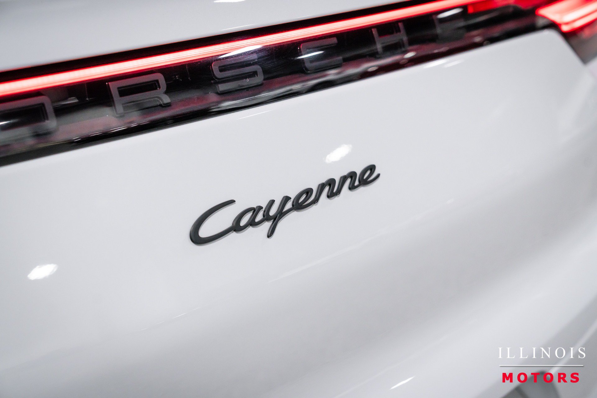 Used 2022 Porsche Cayenne Platinum Edition AWD/4WD image 14