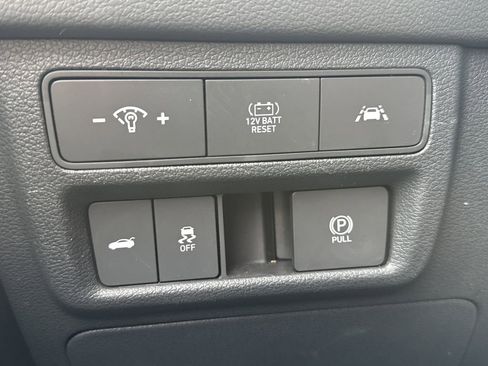 Used 2023 Hyundai Sonata Limited w/ Cargo Package image 24