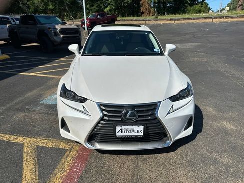 Used 2019 Lexus IS 300 w/ Premium Package RWD image 4