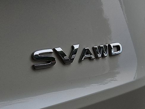 Certified 2023 Nissan Rogue SV image 30