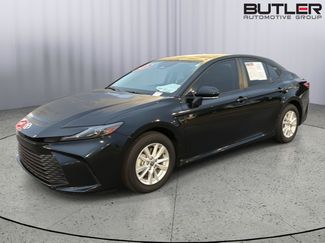 Used 2025 Toyota Camry LE w/ Convenience Package AWD/4WD video 1