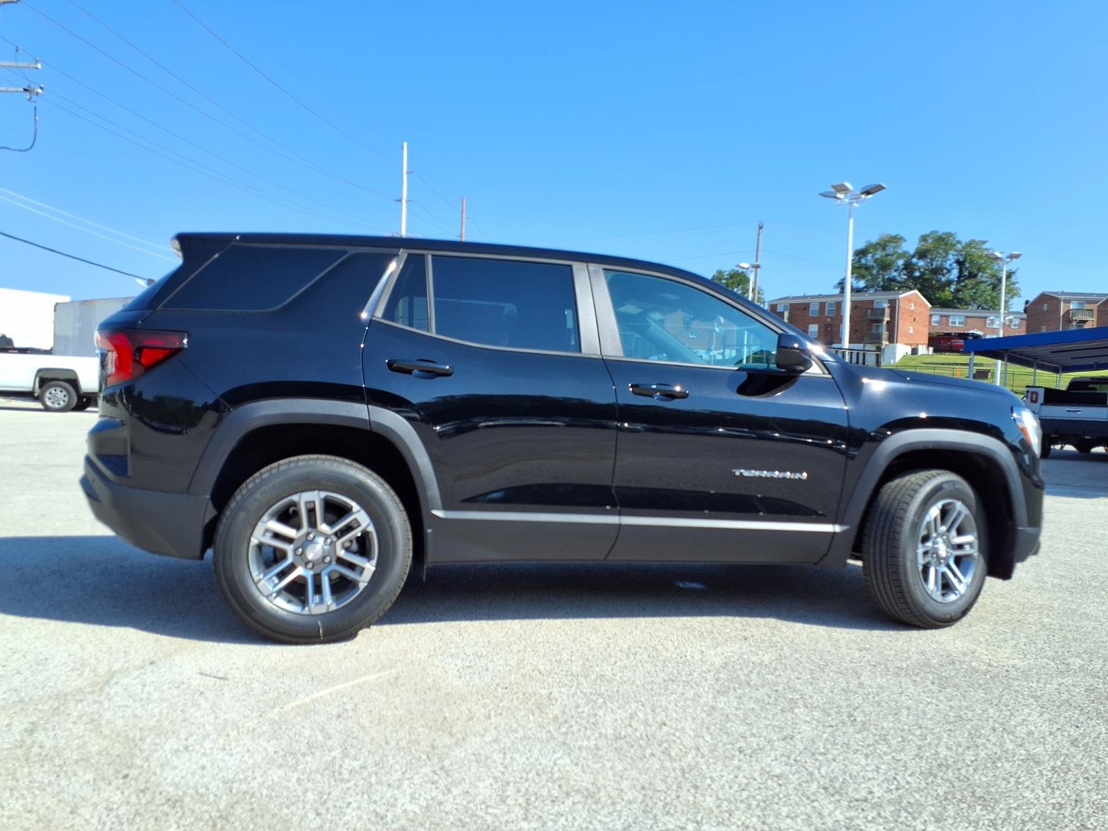 New 2027 GMC Terrain Elevation FWD image 18