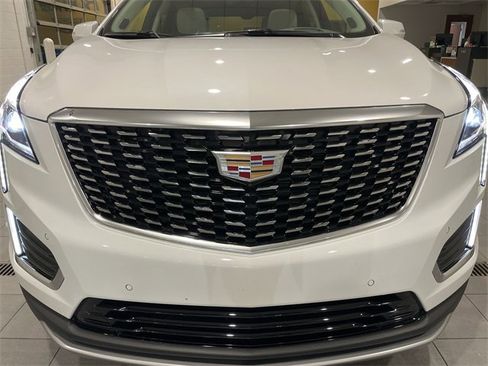Used 2025 Cadillac XT5 Premium Luxury w/ Technology Package image 10