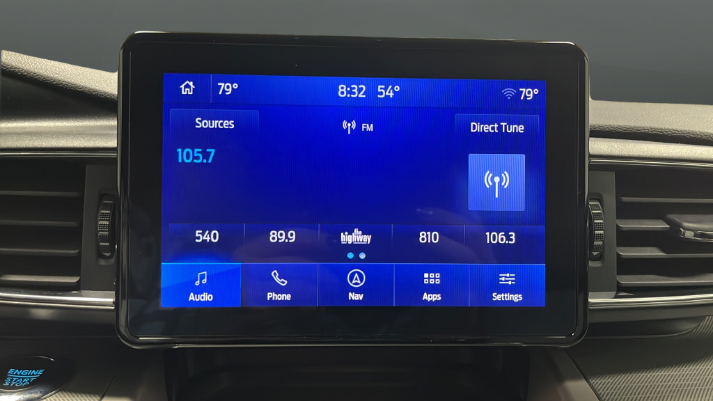 Used 2023 Ford Explorer XLT w/ Equipment Group 202A AWD/4WD image 32