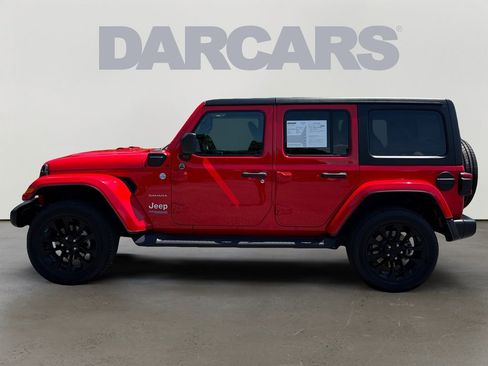 Used 2022 Jeep Wrangler Unlimited Sahara image 4
