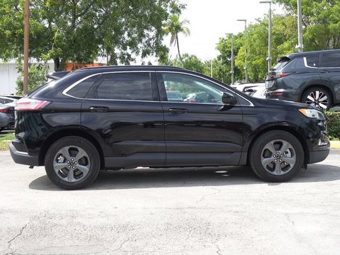 Used 2022 Ford Edge SEL w/ Sport Appearance Package AWD/4WD image 17