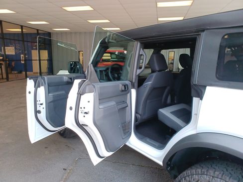 New 2025 Ford Bronco 4-Door w/ Sasquatch Package image 12