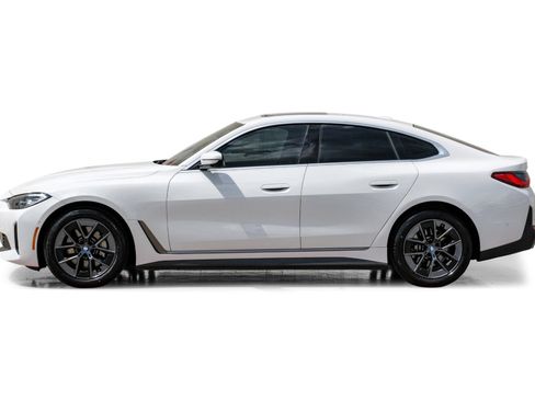 Used 2023 BMW i4 eDrive35 w/ Premium Package RWD image 11