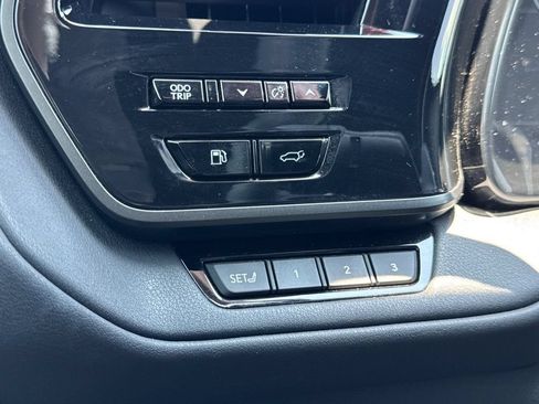 Used 2025 Lexus TX 500h AWD w/ Technology Package image 20