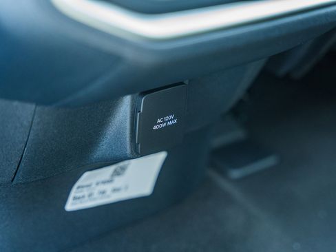 New 2026 Ford Expedition Active image 46