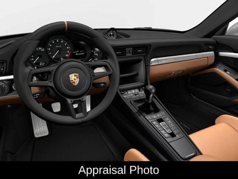 Certified 2019 Porsche 911 Speedster RWD image 4