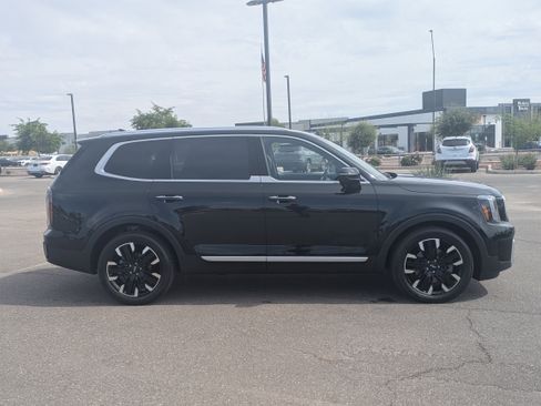Used 2023 Kia Telluride SX Prestige AWD/4WD image 6