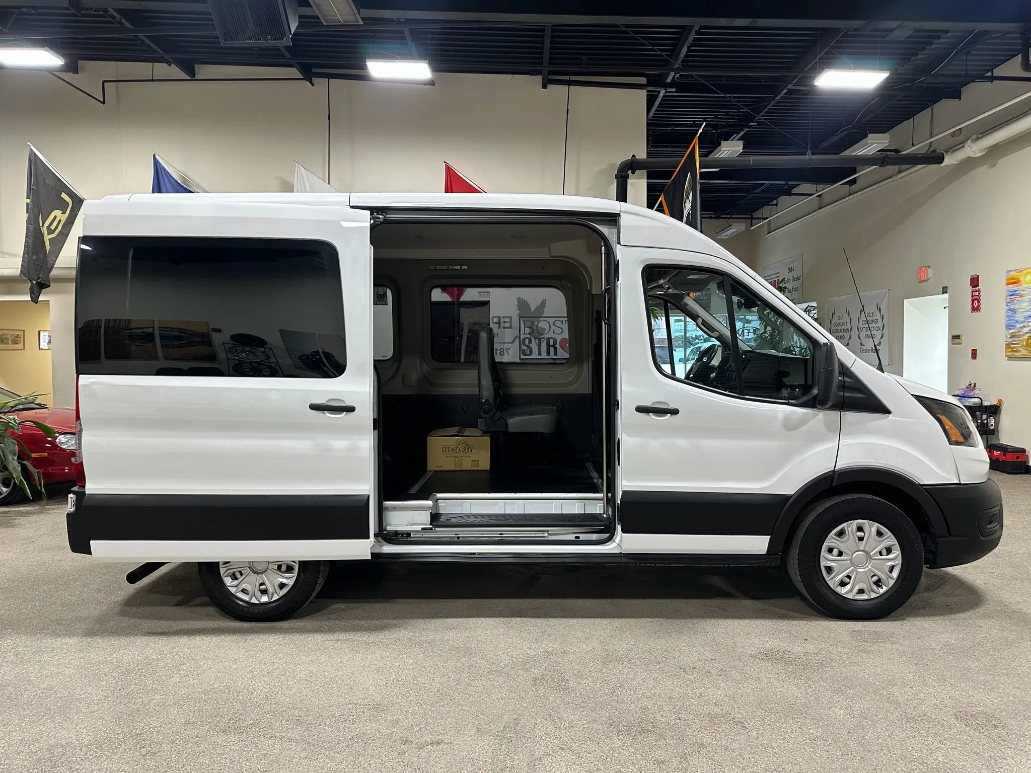 Used 2020 Ford Transit 150 Medium Roof RWD image 16