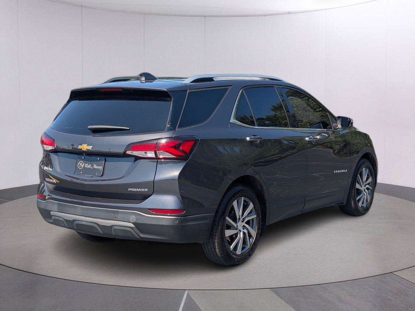Used 2022 Chevrolet Equinox Premier FWD image 5