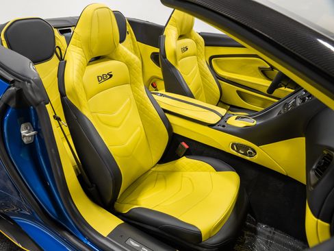 Used 2023 Aston Martin DBS Superleggera Volante RWD image 80