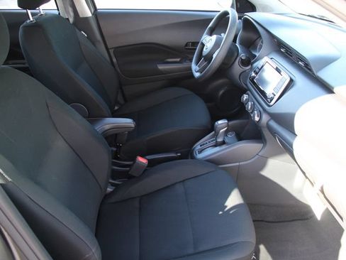 Used 2025 Nissan Kicks Play S FWD image 29