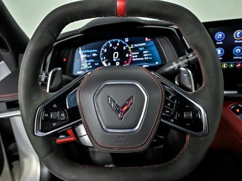 Used 2023 Chevrolet Corvette Stingray Premium Cpe w/ Z51 Performance Package RWD image 25