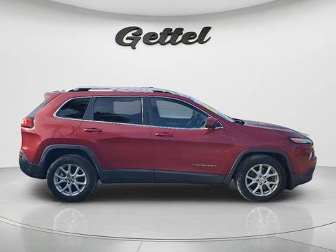 Used 2015 Jeep Cherokee Latitude FWD image 4