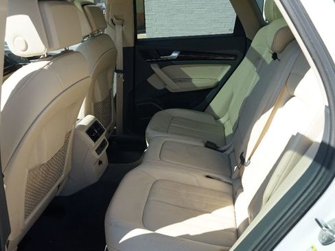 Used 2018 Audi Q5 2.0T Premium Plus w/ Premium Plus Package image 11