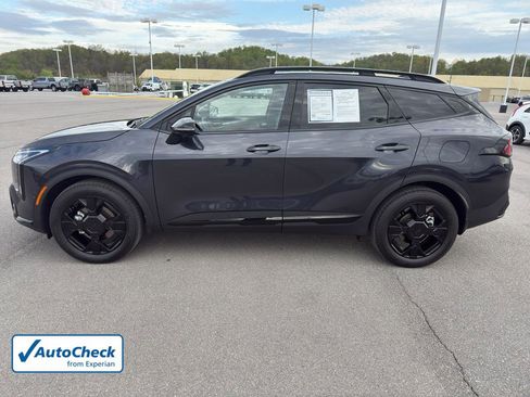Used 2026 Kia Sportage X-Line w/ X-Line Technology Package image 2
