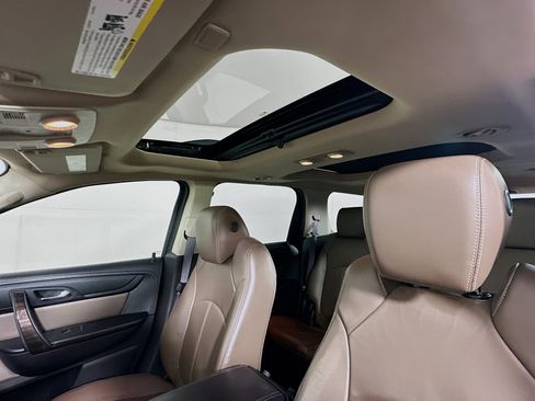 Used 2015 GMC Acadia SLT w/ Open Road Package image 25