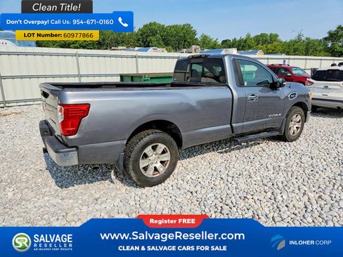 Used 2017 Nissan Titan SV AWD/4WD image 4