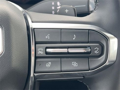 New 2026 GMC Acadia Elevation image 14