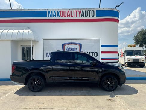 Used 2017 Honda Ridgeline Black Edition image 13