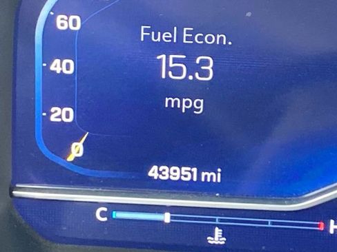 Used 2023 Chevrolet Silverado 1500 LT image 12