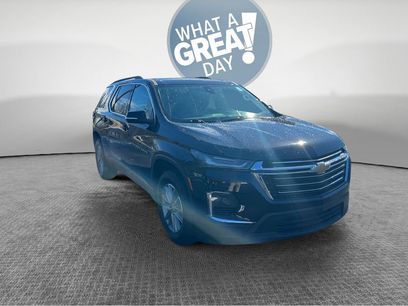 Used 2023 Chevrolet Traverse LT