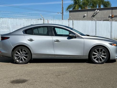 Used 2019 MAZDA MAZDA3 AWD Sedan w/ Preferred Package image 6