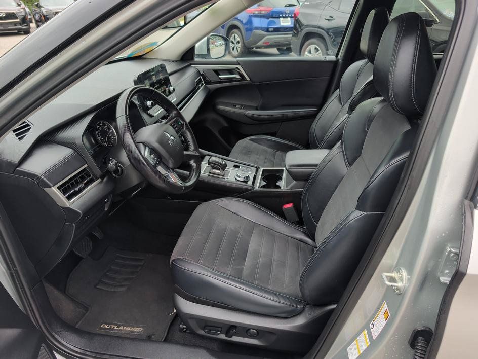 Used 2024 Mitsubishi Outlander SE AWD/4WD image 8