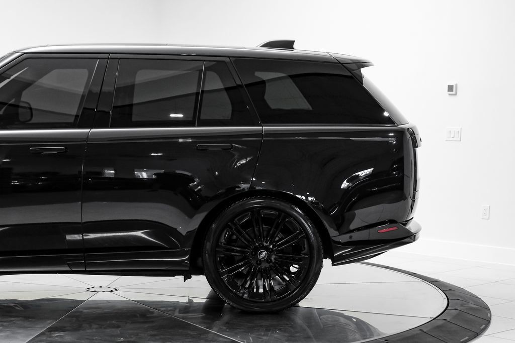 Used 2024 Land Rover Range Rover SE AWD/4WD image 15