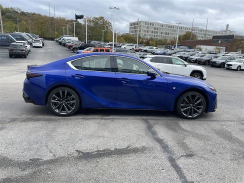 Used 2023 Lexus IS 350 F Sport image 7