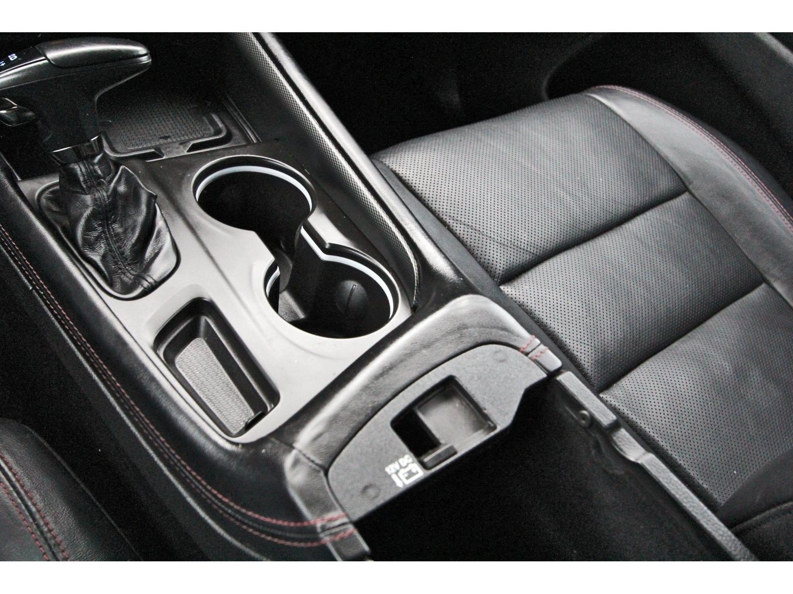 Used 2021 Dodge Durango R/T w/ Blacktop Package RWD image 29
