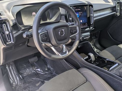 Certified 2023 Volvo C40 P8 Recharge Ultimate AWD/4WD image 11
