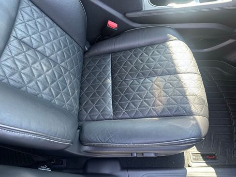 Used 2019 Nissan Murano Platinum w/ Cargo Package image 18