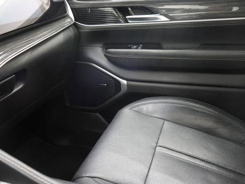 Used 2022 Jeep Wagoneer Series II w/ Premium Group I image 14