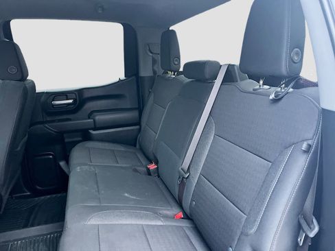 Used 2023 Chevrolet Silverado 1500 Custom Trail Boss w/ 2.7L Blackout Package image 23