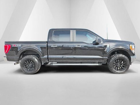 Used 2022 Ford F150 XLT w/ XTR Package AWD/4WD image 4