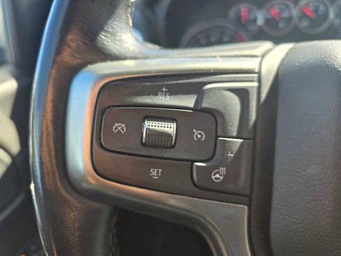 Used 2022 Chevrolet Silverado 1500 LT Trail Boss w/ Convenience Package II image 31