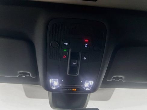 Used 2024 Audi RS 3 w/ Carbon Package AWD/4WD image 20