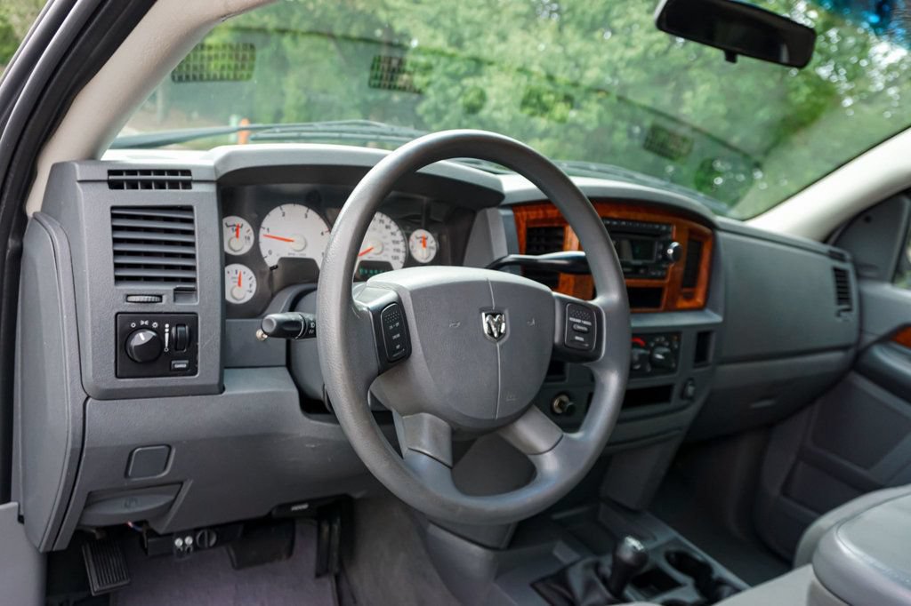 Used 2006 Dodge Ram 2500 Truck SLT w/ Trailer Tow Group AWD/4WD image 42