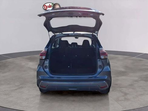 Used 2023 Nissan Kicks SV image 20