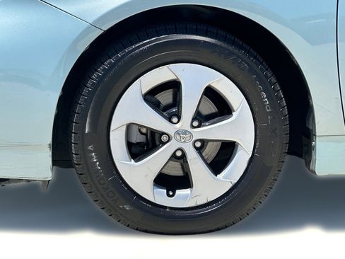 Used 2012 Toyota Prius Two FWD image 11