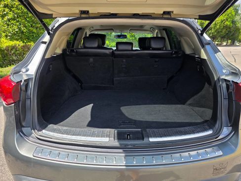 Used 2013 INFINITI FX37 AWD w/ Premium Pkg image 34