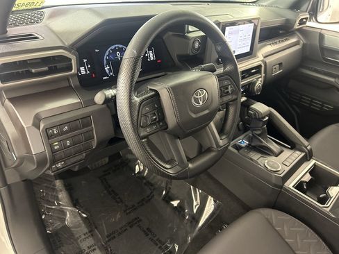 Used 2026 Toyota Tacoma SR5 RWD image 11