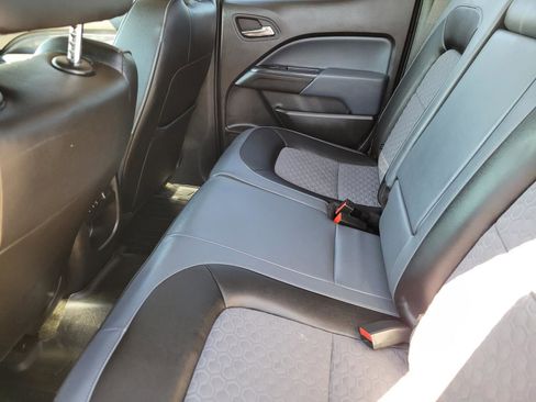 Used 2017 Chevrolet Colorado Z71 image 14